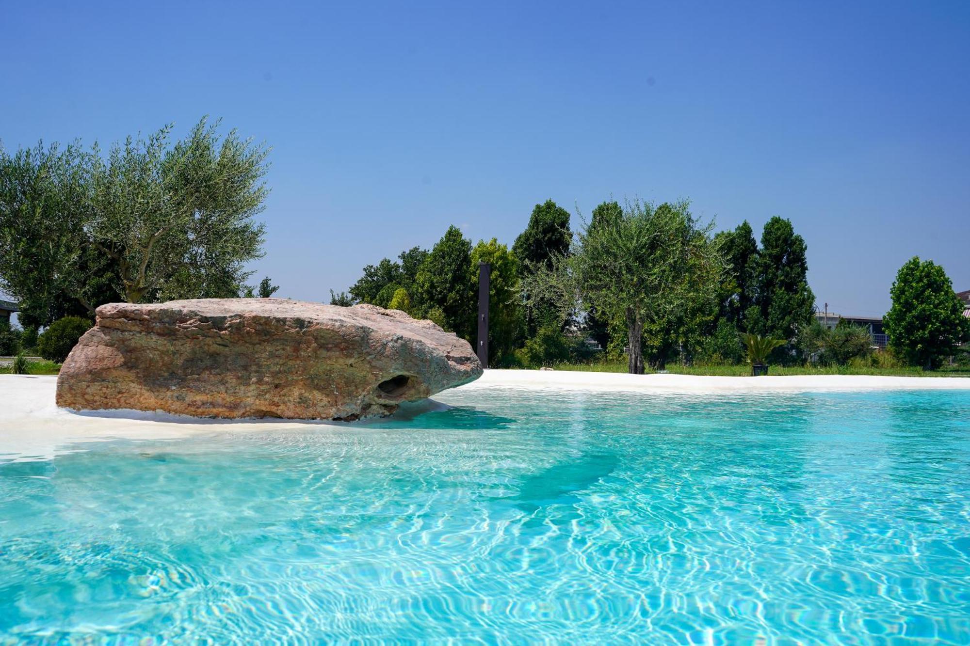 Hotel La Caporala Castel d'Azzano Ngoại thất bức ảnh